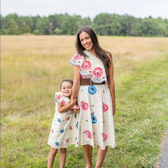 Meet your Posher, Deanna - Picture 2 of 6